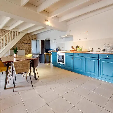 Charmante Maison A La Campagne Сasa de vacaciones Saint-Gourson