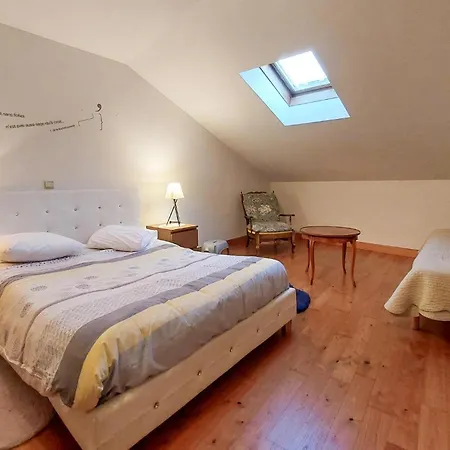 Charmante Maison A La Campagne Сasa de vacaciones Saint-Gourson