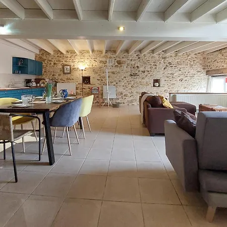 펜션 Charmante Maison A La Campagne
