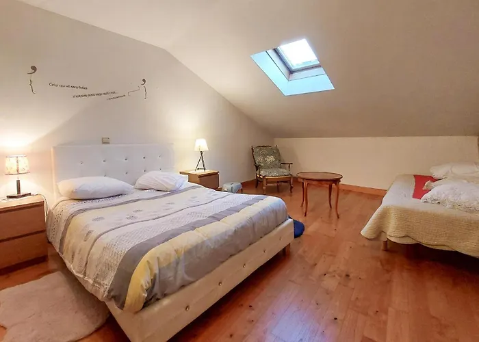 Charmante Maison A La Campagne Сasa de vacaciones Saint-Gourson